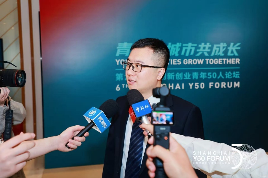 https://gift.sjtu.edu.cn/storage/gift/web/old/_upload/article/images/4c/36/155f9a14414aa10699daf938fa5f/ee9816ff-83ee-409c-88fd-17db49b7d36f.png