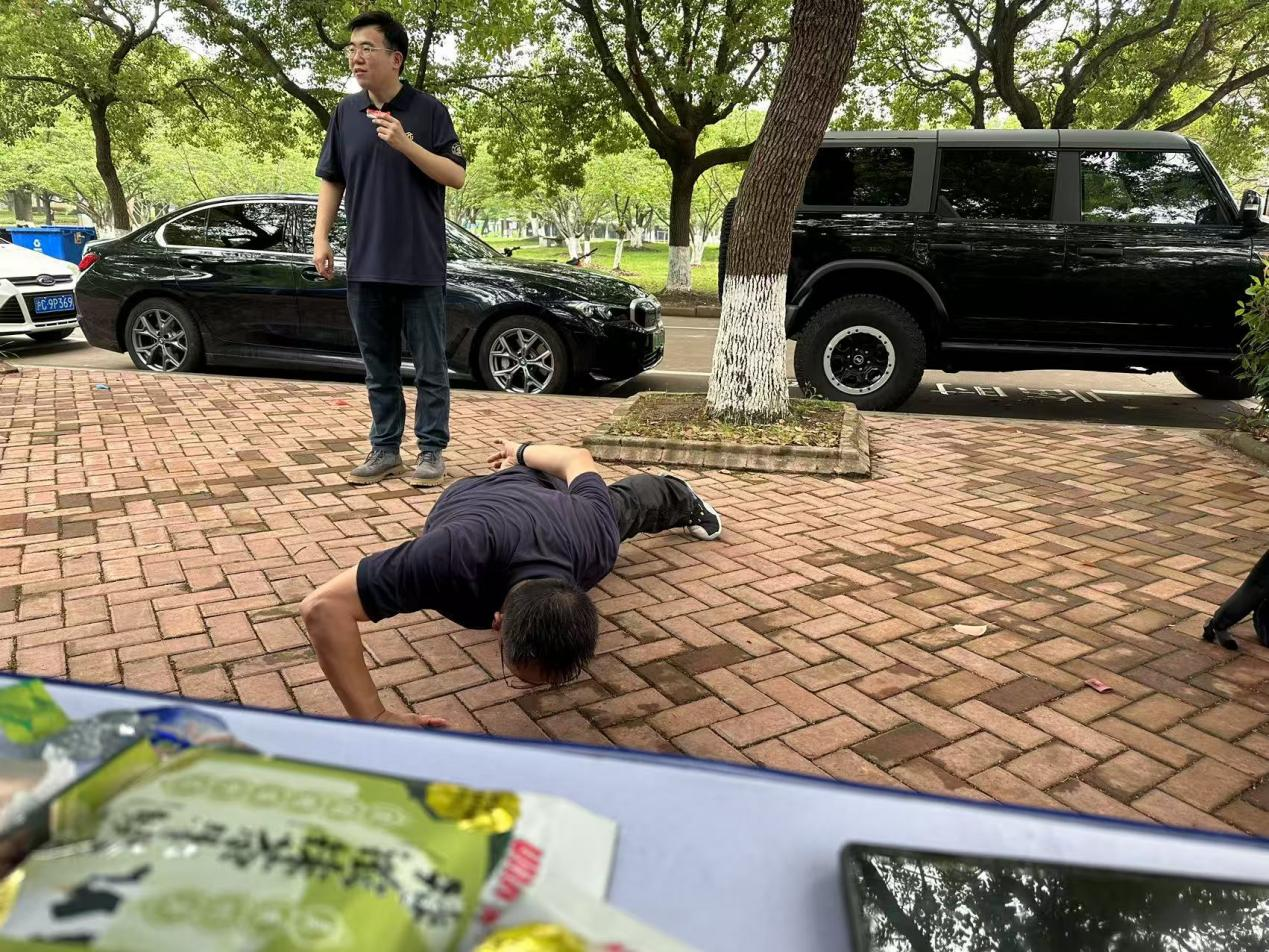 https://gift.sjtu.edu.cn/storage/gift/web/old/_upload/article/images/c1/11/3270be5045d699cdeebde12c1256/5f6db78b-8e3c-469c-9683-6c17901f3822.png