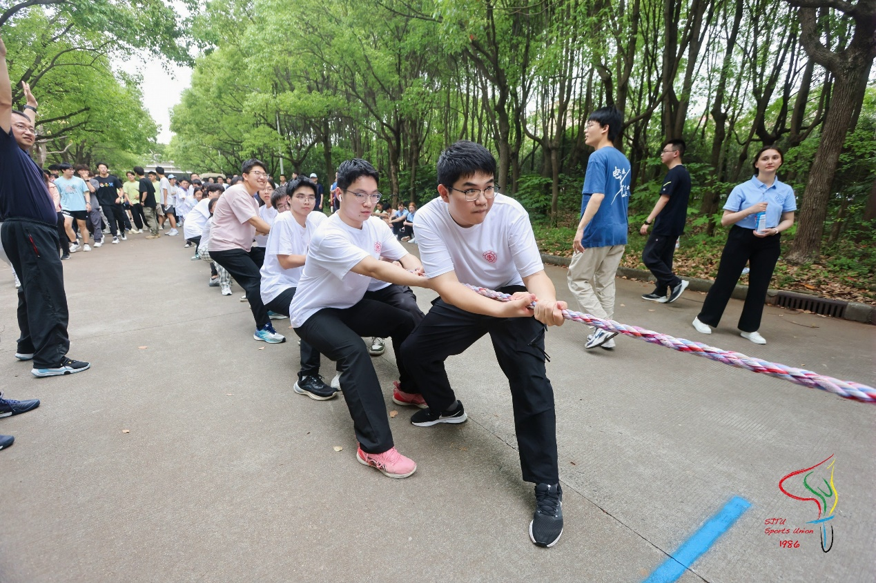 https://gift.sjtu.edu.cn/storage/gift/web/old/_upload/article/images/c1/11/3270be5045d699cdeebde12c1256/a445e0ac-2ae3-4264-9c9a-99db7341b38a.png